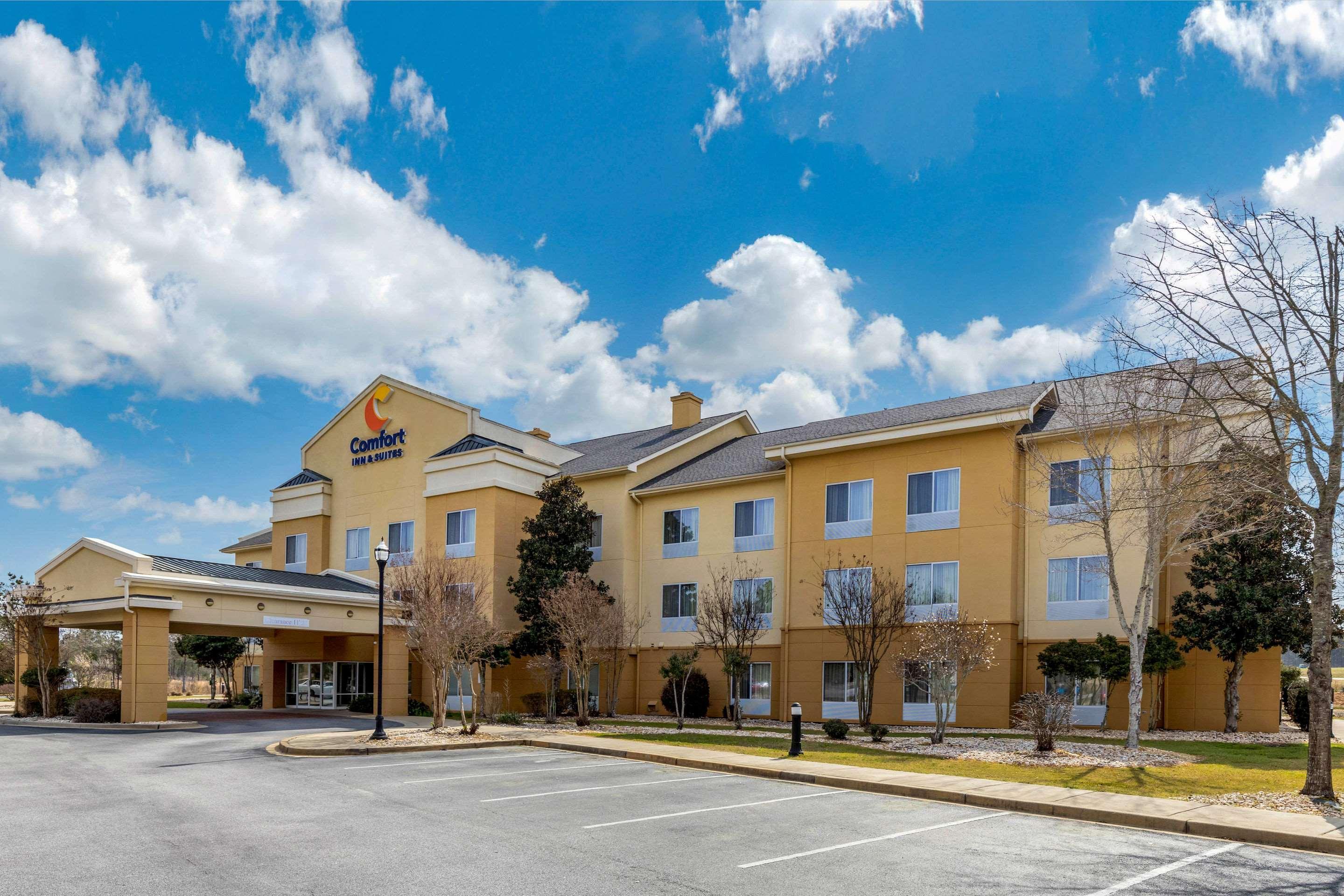 Comfort Inn & Suites Camden Exterior photo